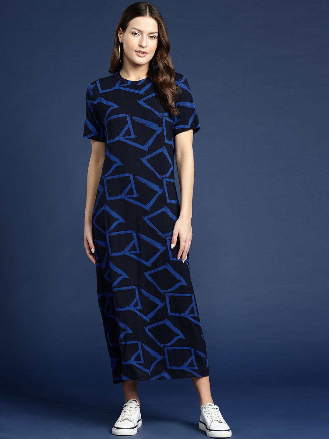 Abstract Printed Maxi Length T Shirt Dress