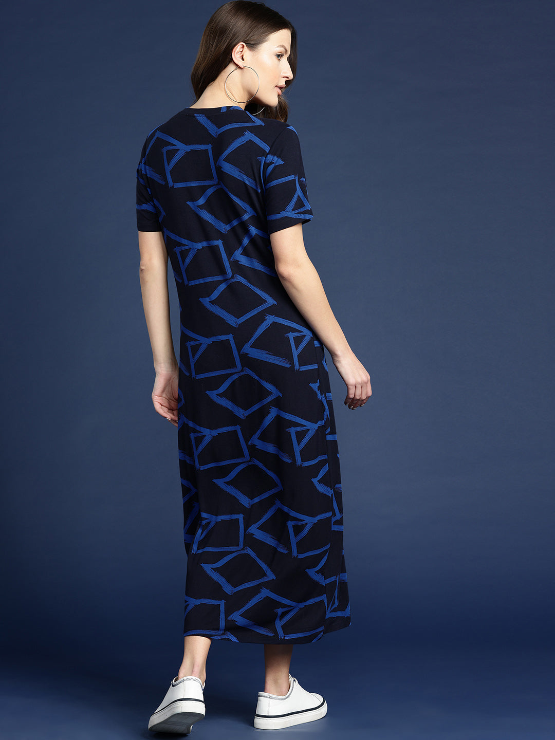 Abstract Printed Maxi Length T Shirt Dress